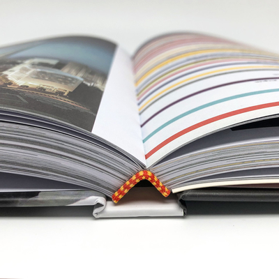 Küçük Adedi Renkli Sehpa Fotoğraf Kitabı Baskısı Grafik Roman Baskısı
